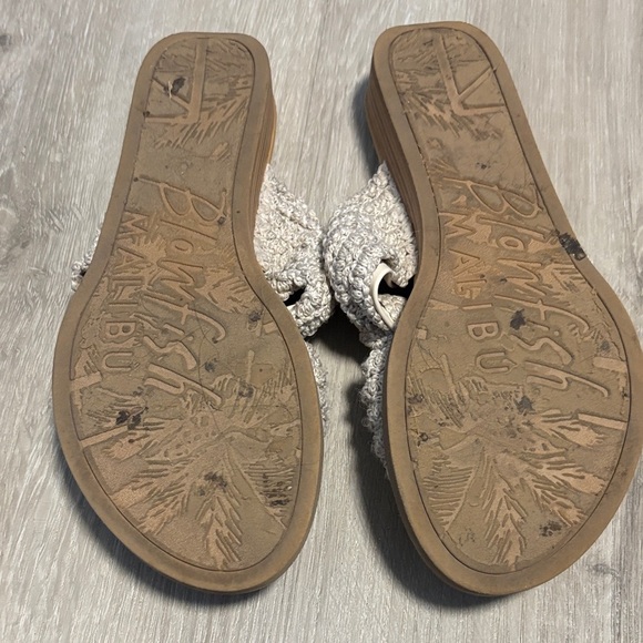 Blowfish Women's Cream Knotted Sandals - Picture 2 of 2